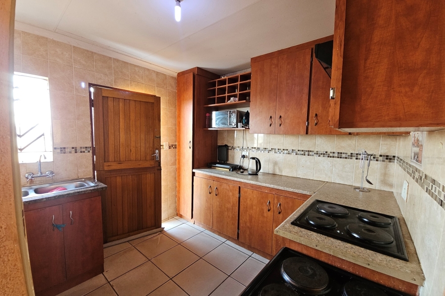 3 Bedroom Property for Sale in Tlhabane West North West